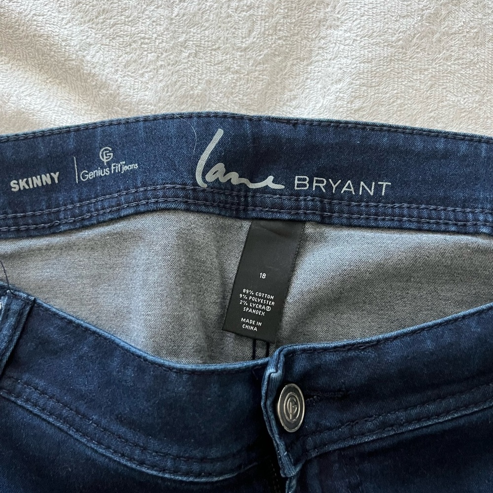 NWOT Lane Bryant Skinny Genius Fit Size 18 Jeans